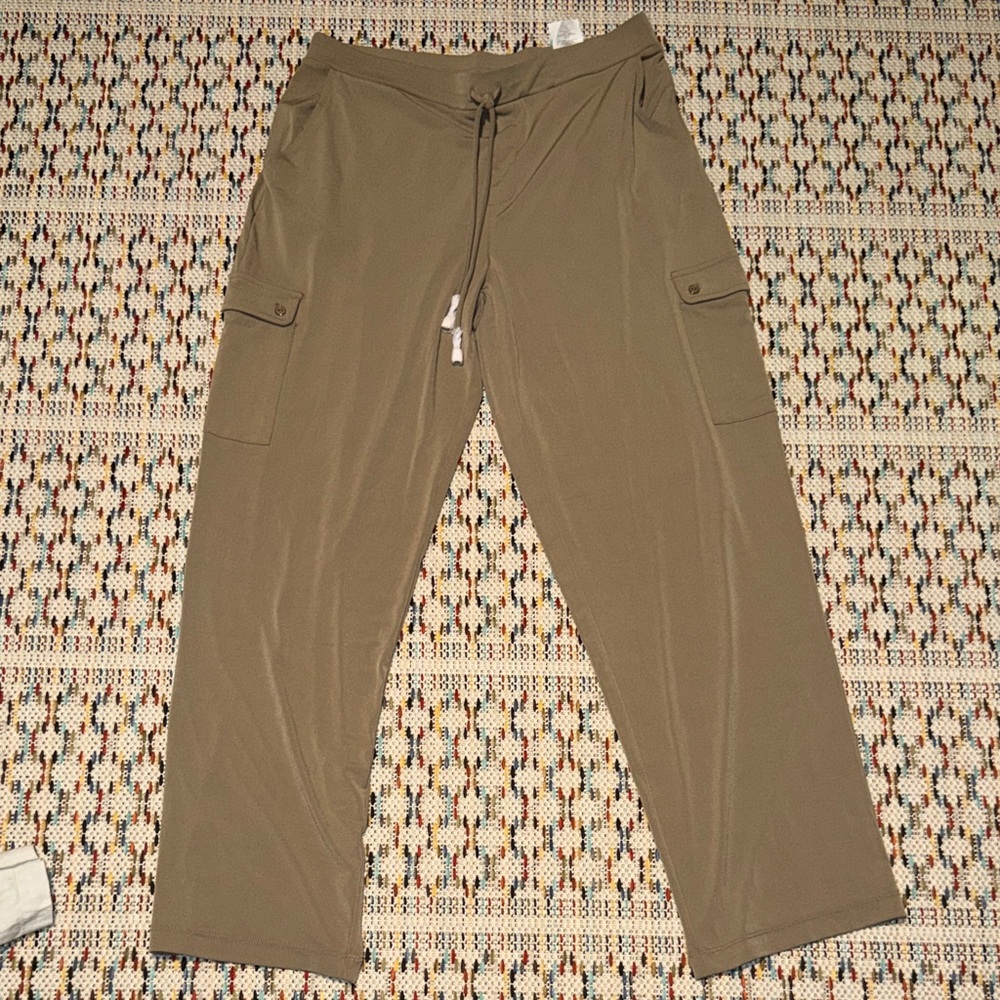 Susan Graver Women's Tan Cargo Pants